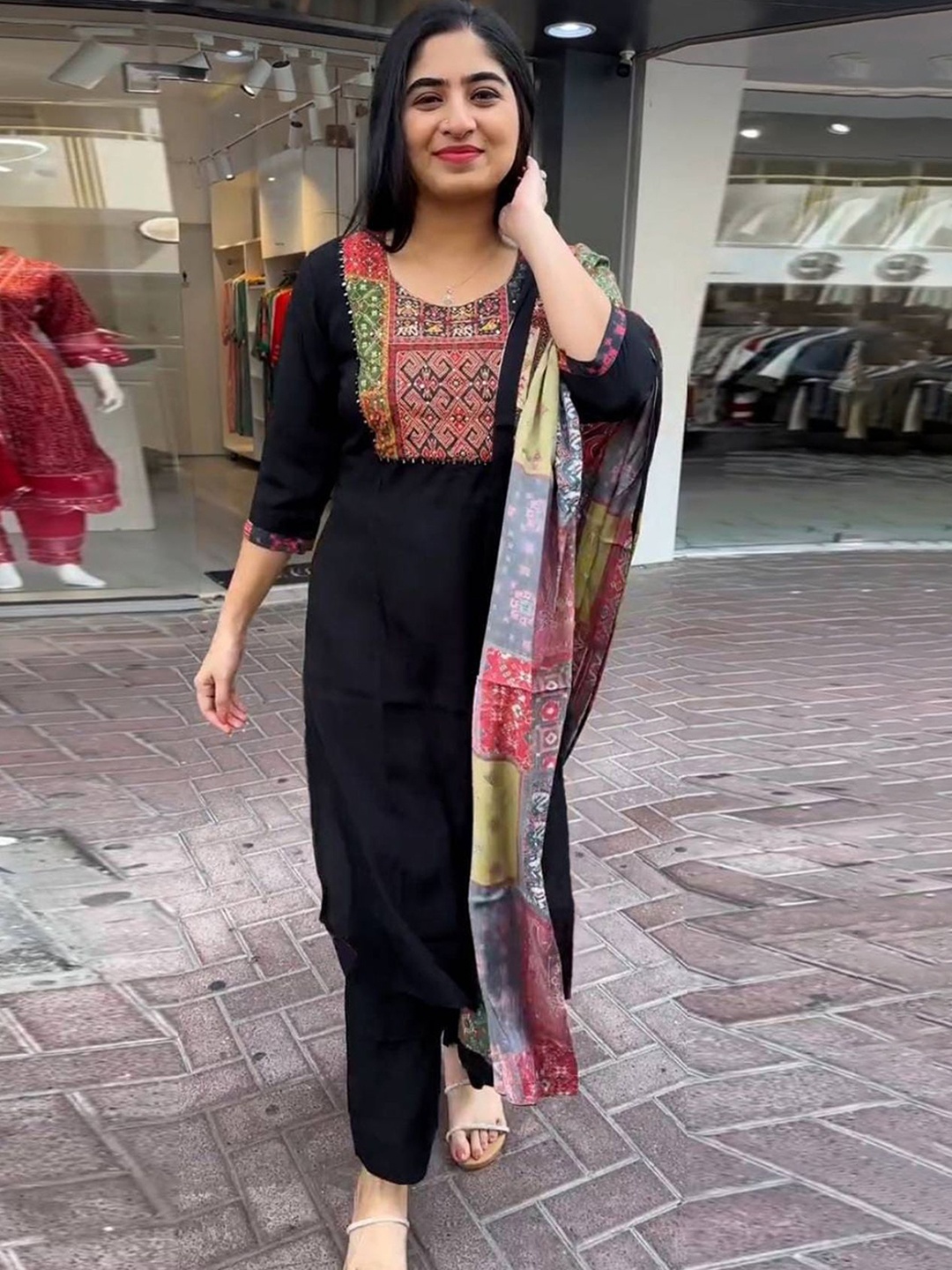 

HERE&NOW Women Regular Kurta with Trousers & With Dupatta, Black