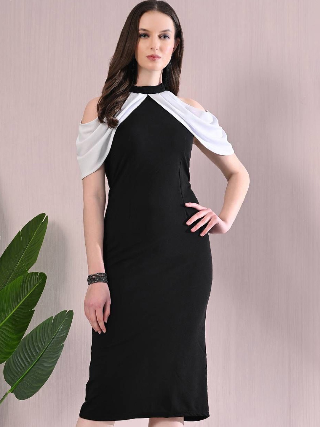 

BAESD Cold-Shoulder Bodycon Midi Dress, Black