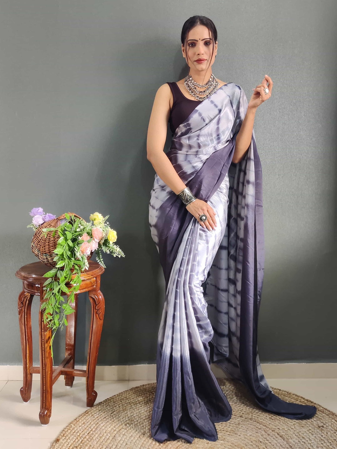 

HERE&NOW Tie and Dye Satin Ready to Wear Saree, White