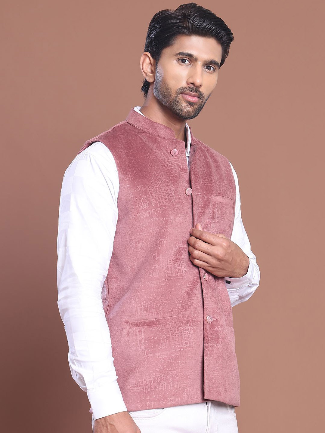 

Anouk Woven Nehru Jacket, Magenta