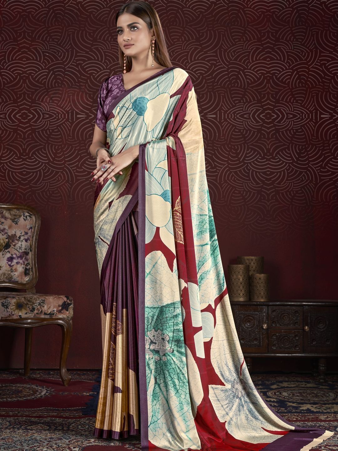 

Suha Zari Poly Crepe Saree, Purple