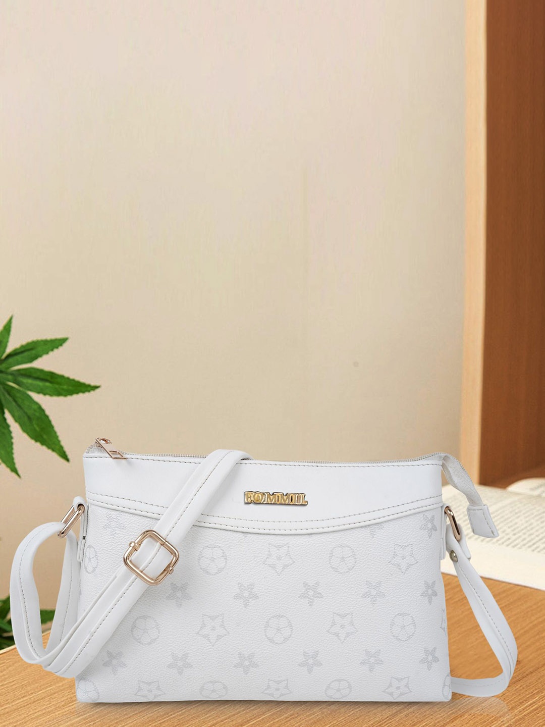 

FOMMIL Structured Sling Bag, White