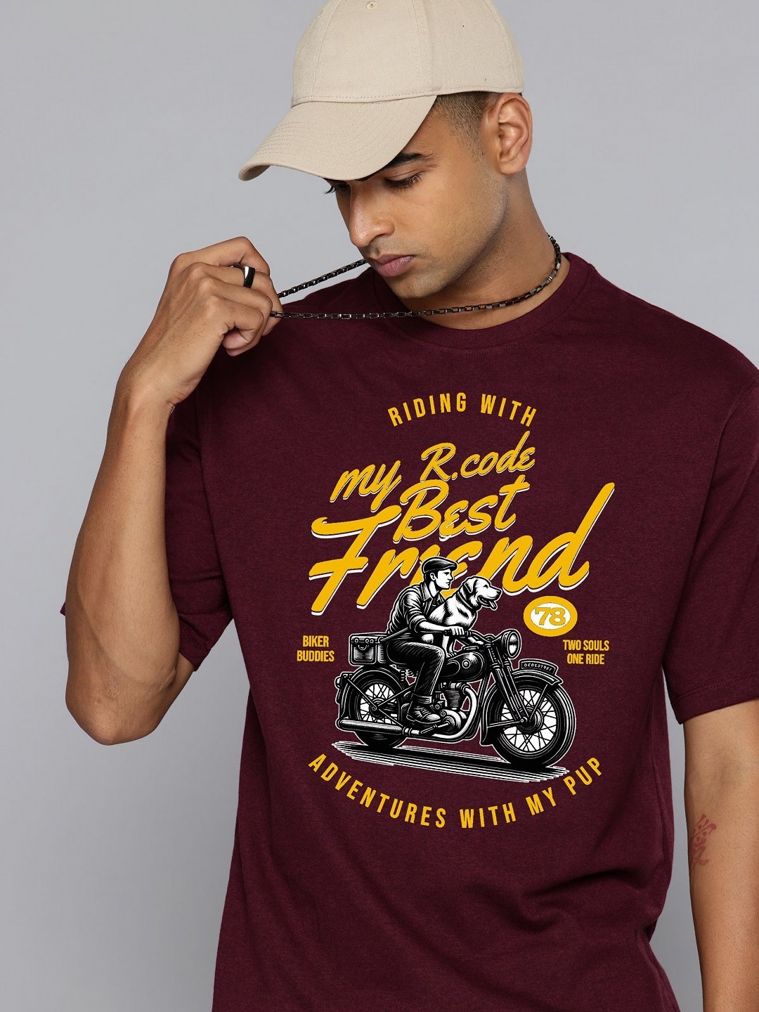

R.Code by The Roadster Life Co. Men Printed T-shirt, Burgundy