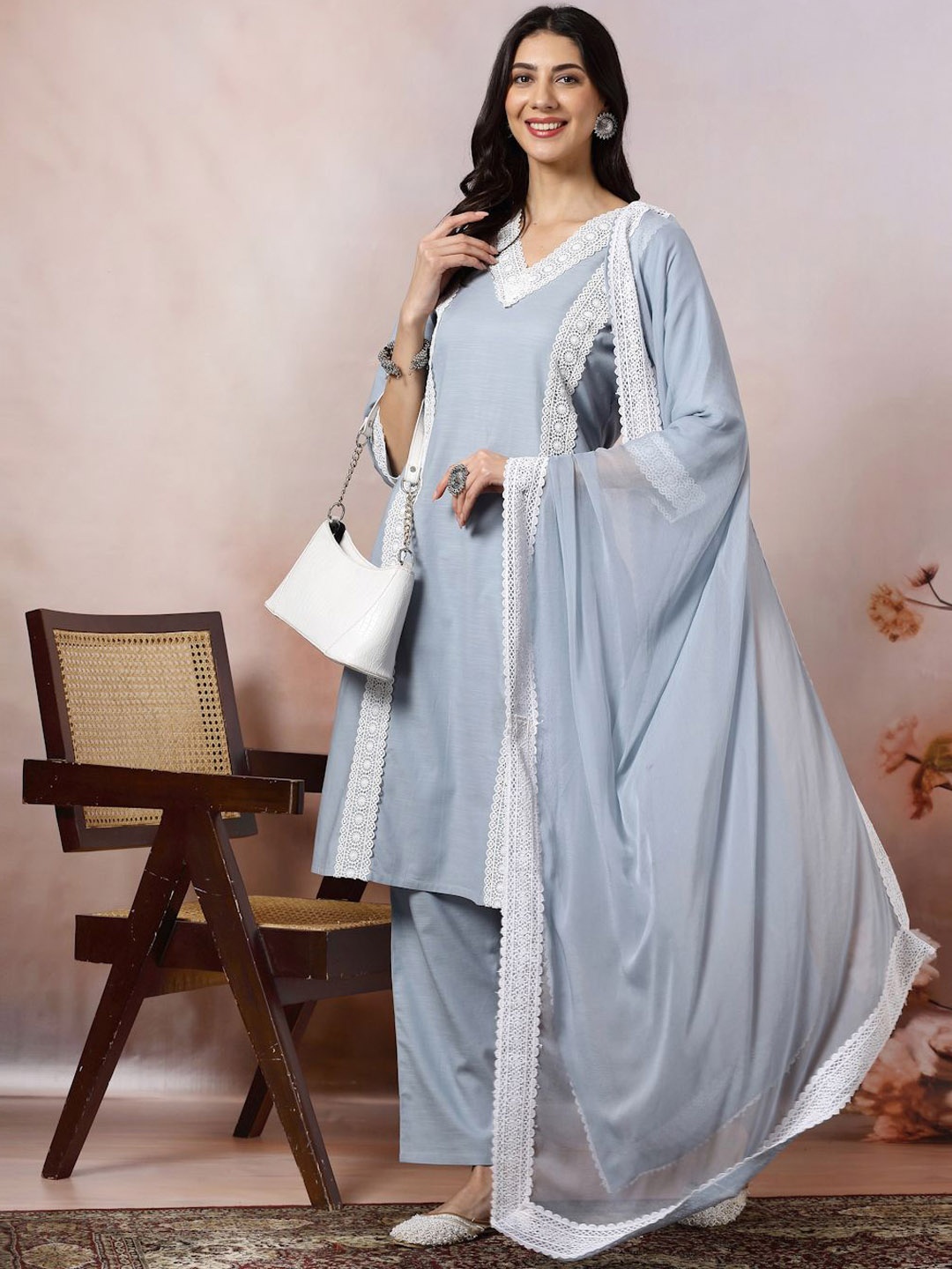 

Nayam By Lakshita Women Ethnic Motifs Regular Thread Work Pure Cotton Kurta with Trousers & With Dupatta, Blue