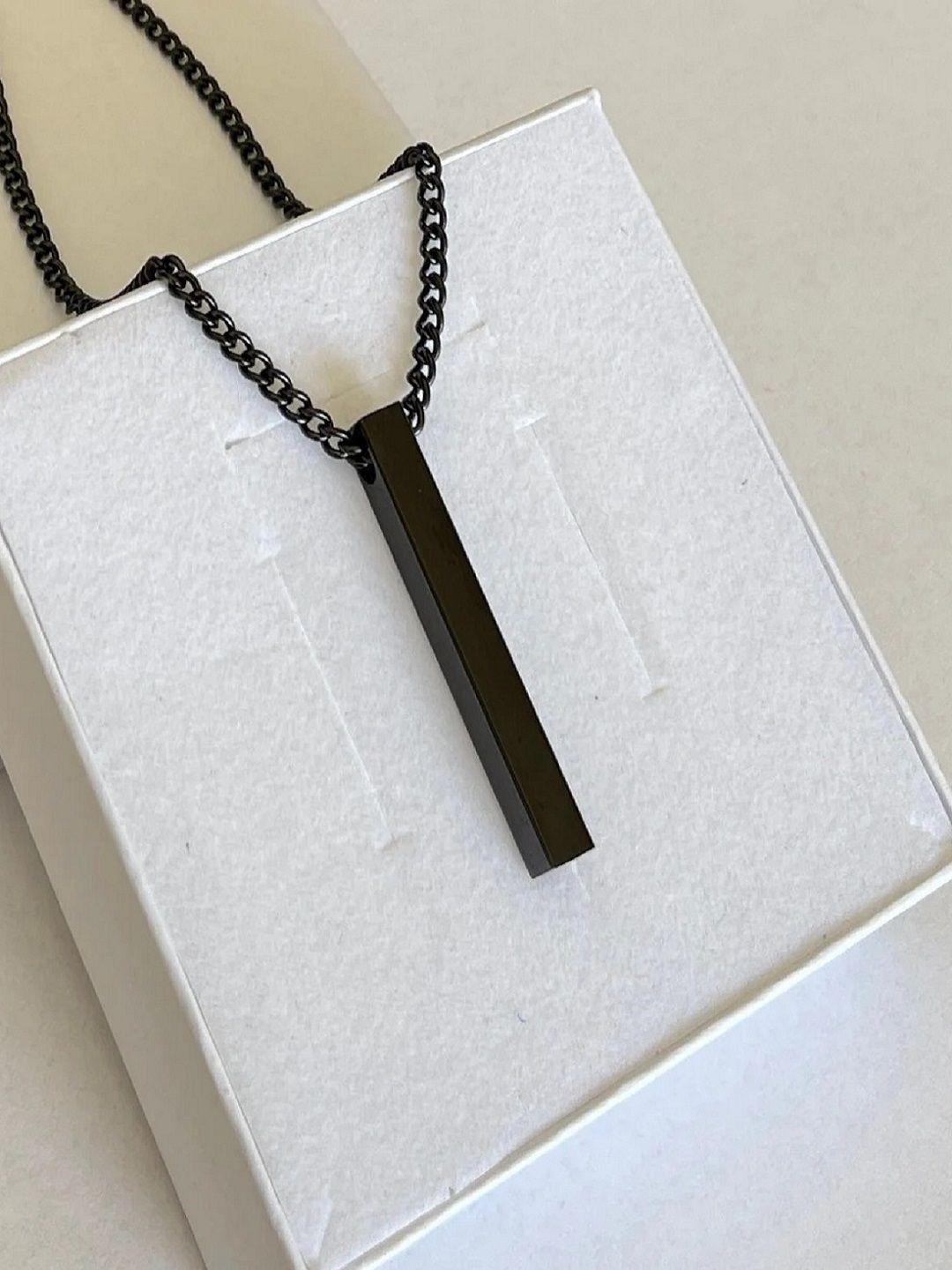 

Roadster Contemporary Pendants with Chains, Black