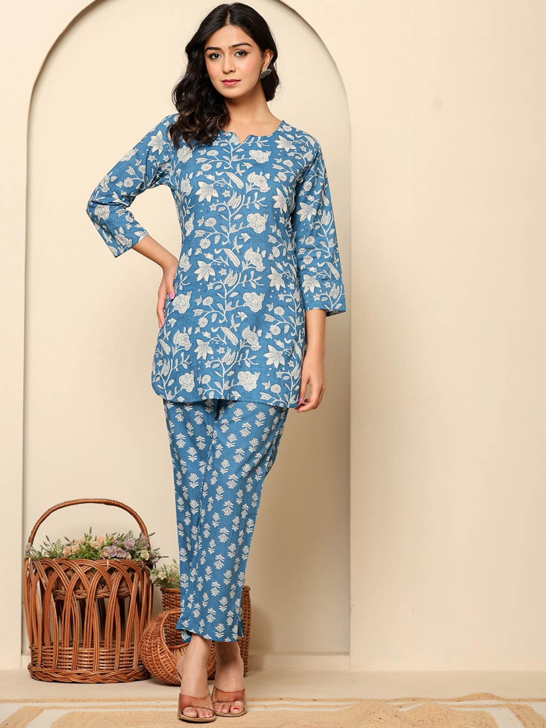 

Ragavi Printed Pure Cotton Round Neck Top With Trousers Co-Ords Set, Blue