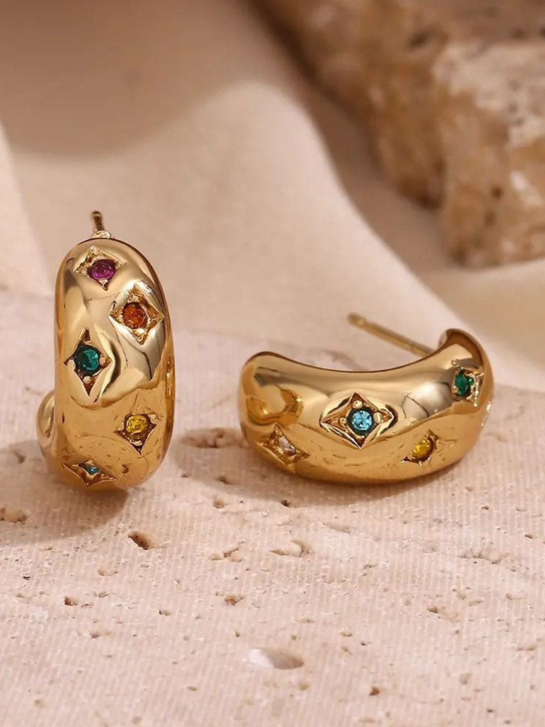 

DressBerry Circular Half Hoop Earrings, Gold