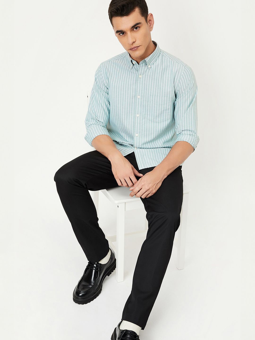 

max Men Micro Checks Opaque Checked Casual Shirt, Green