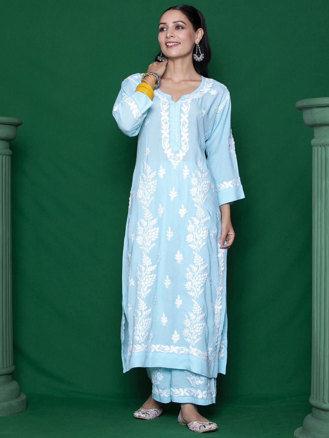 

House of Chikankari Women Floral Embroidered Regular Chikankari Kurta with Trousers, Blue