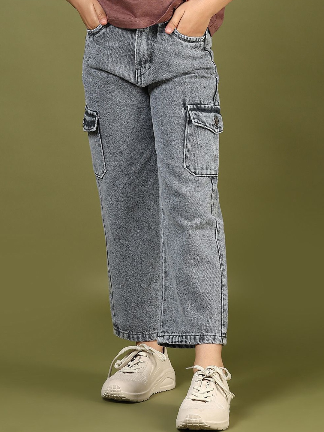 

V-Mart Girls Light Fade Jeans, Grey
