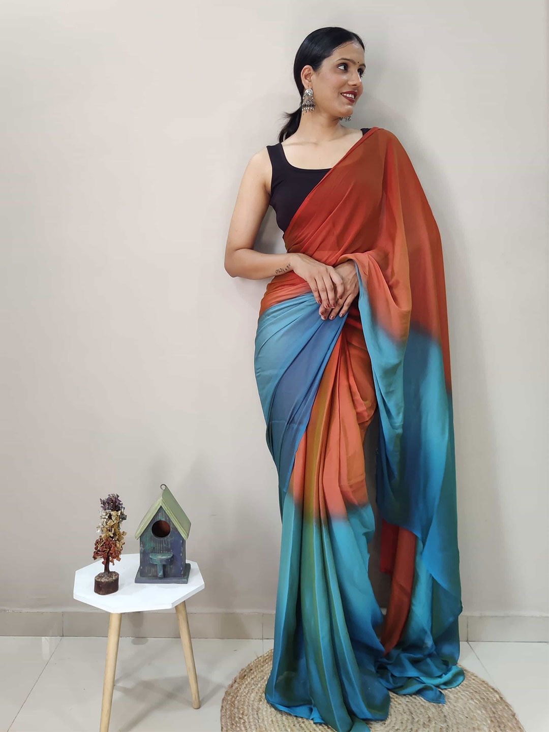 

HERE&NOW Colourblocked Satin Ready to Wear Saree, Red