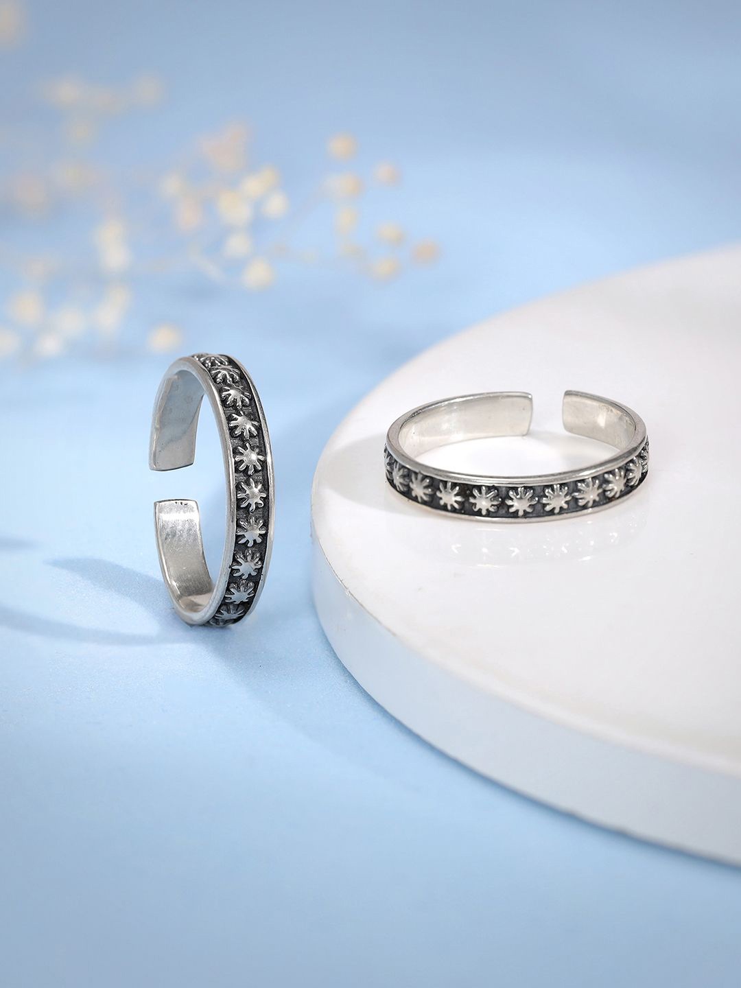 

GIVA Silver-Plated Toe Rings