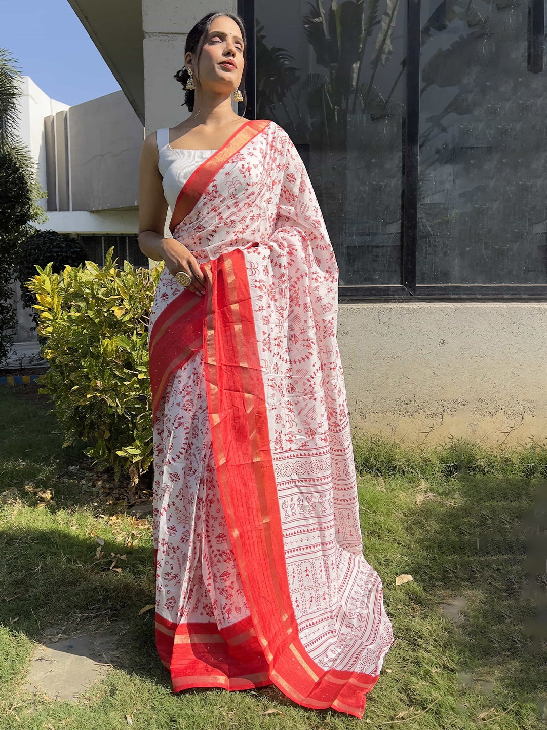 

HERE&NOW Pure Silk Jamdani Saree, Red