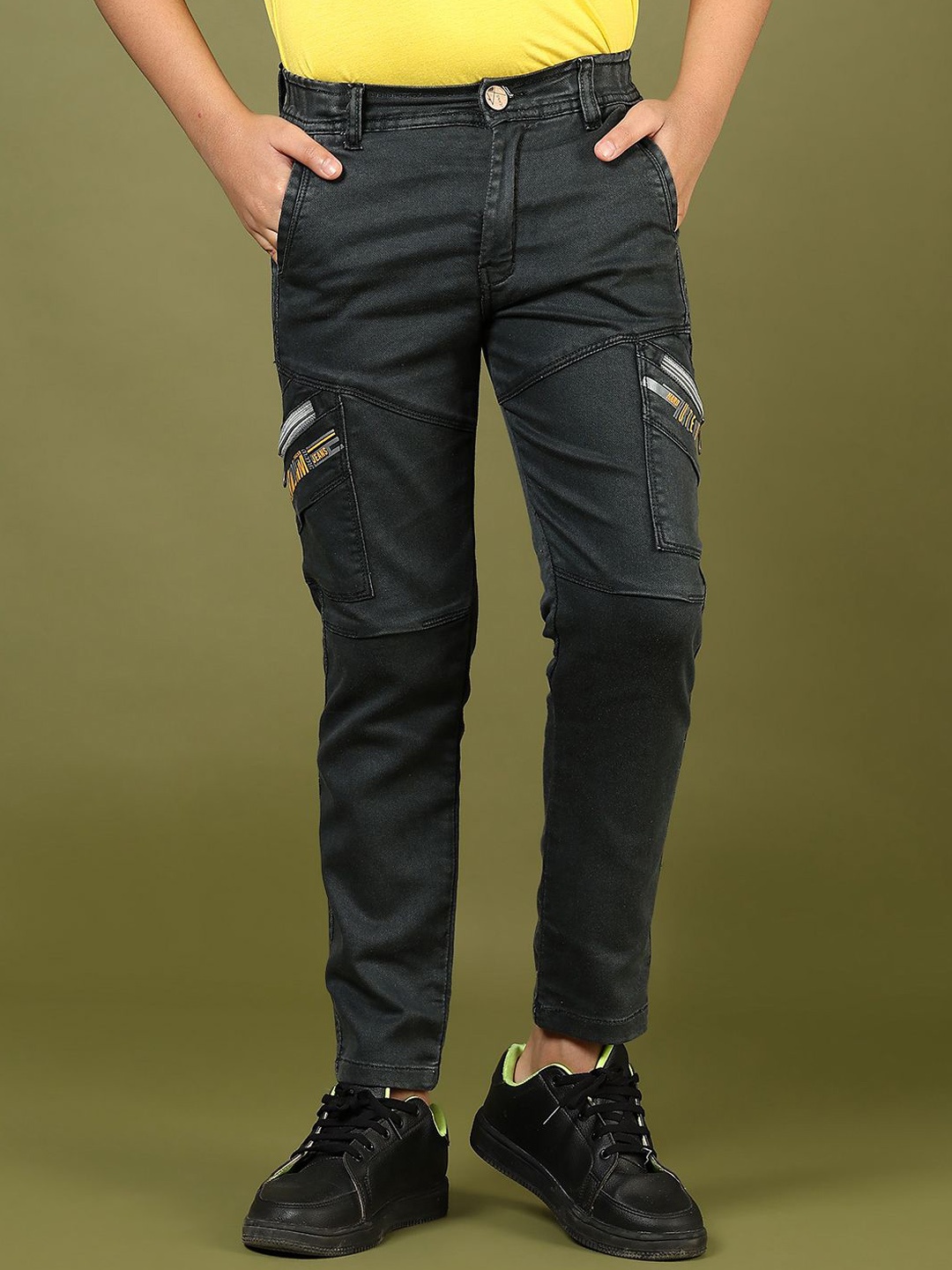 

V-Mart Boys Light Fade Jeans, Black