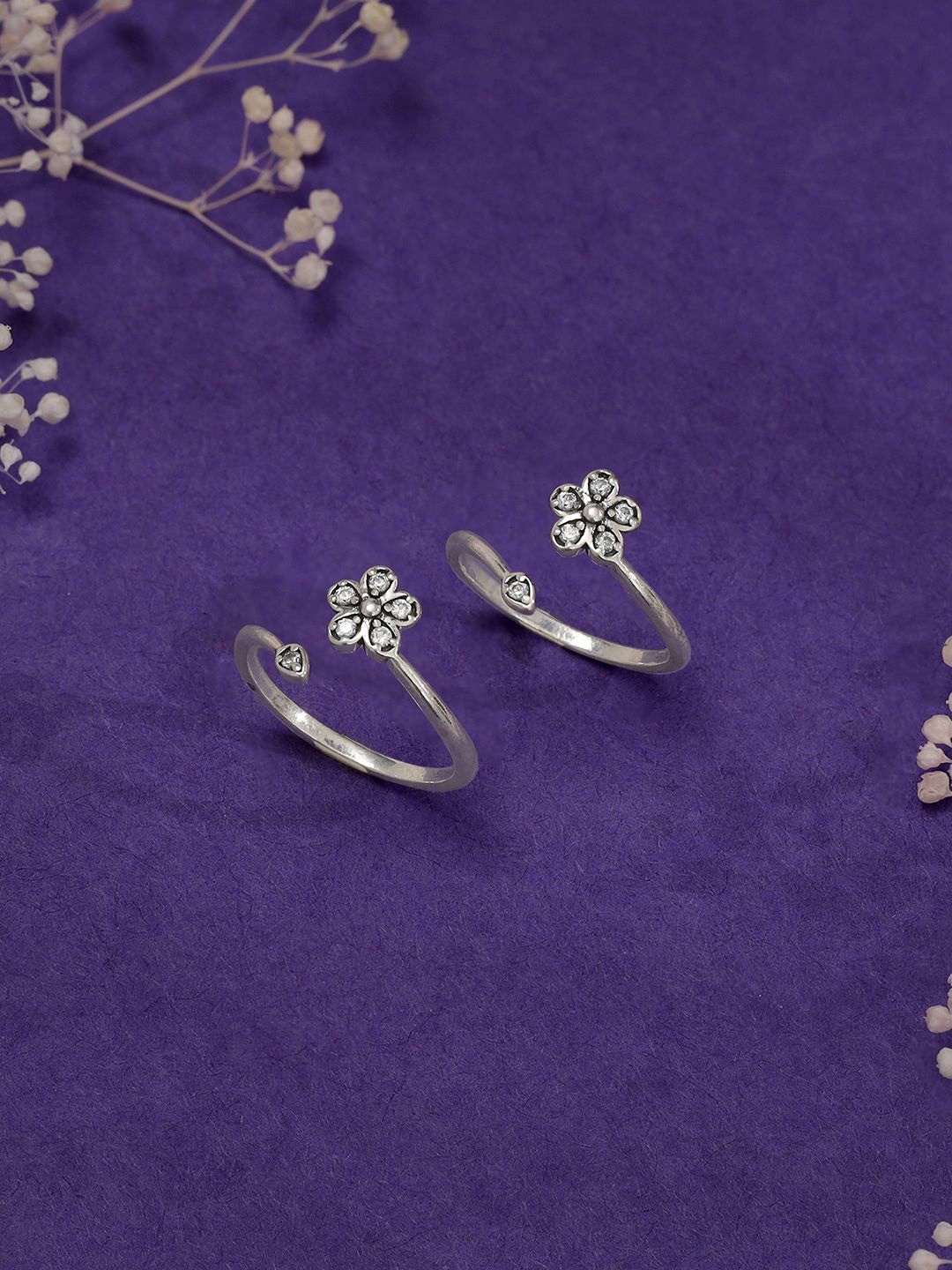 

GIVA Silver-Plated Toe Rings