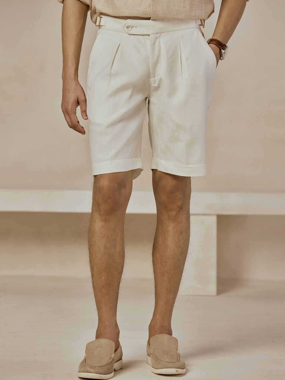 

Andamen Men Casual Linen Blend Solid Regular Fit Shorts, Off white