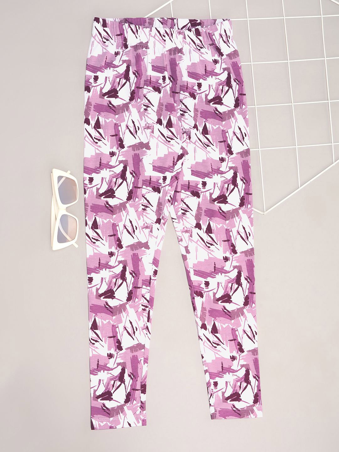 

Pantaloons Junior Girls Mid-rise Track Pants, Purple