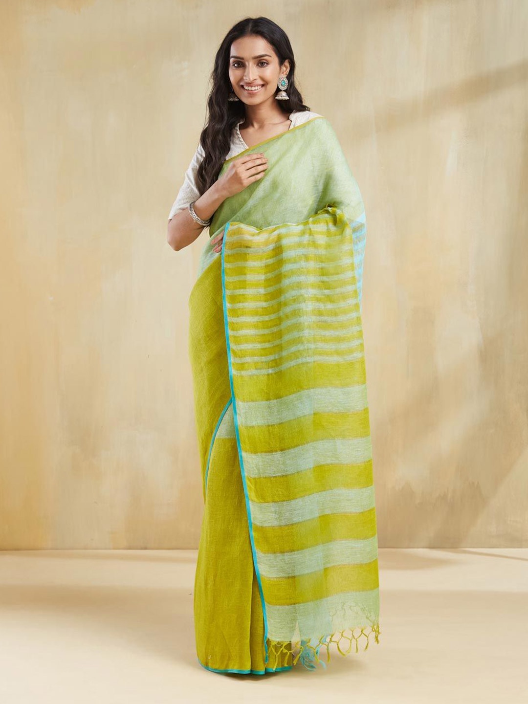 

Fabindia Linen Blend Saree, Green