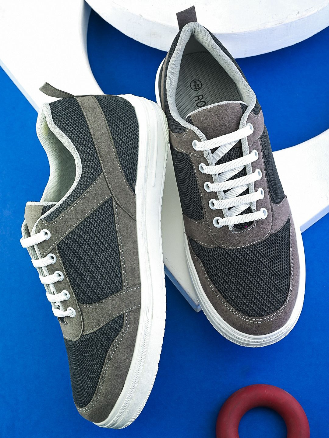 

The Roadster Lifestyle Co Comfrotable Anti Skid Outsole Sneakers, Grey