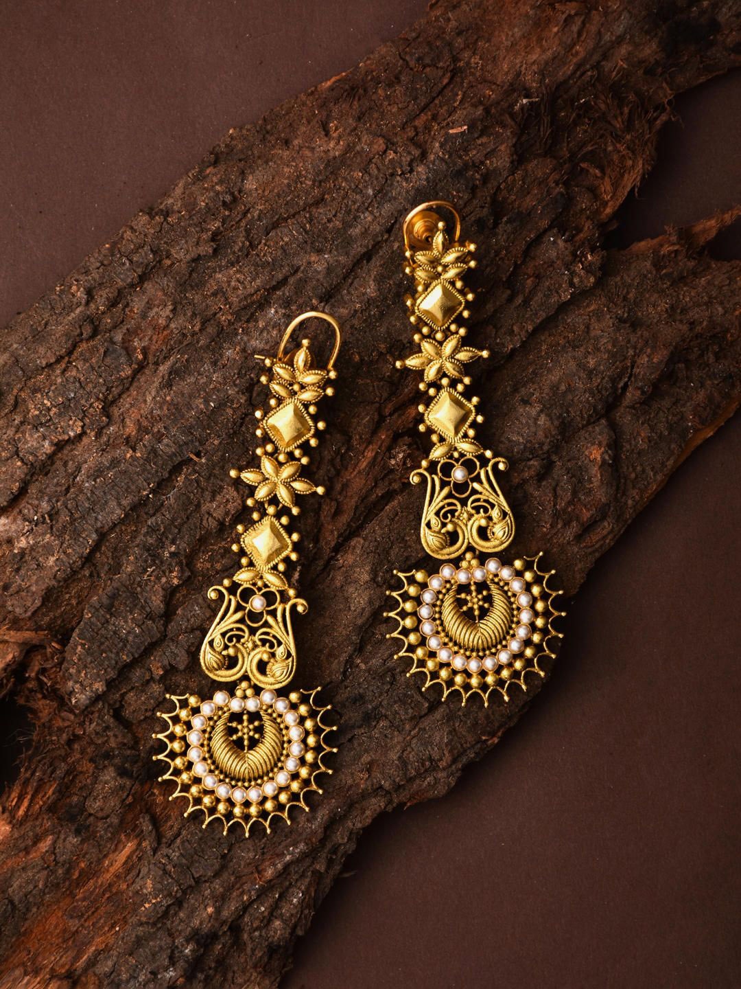 

Reenisaa Contemporary Drop Earrings, Gold