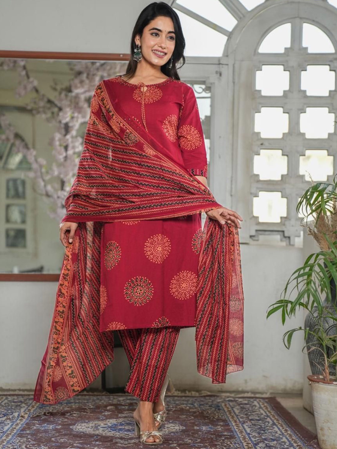 

KALINI Women Floral Printed Regular Pure Cotton Kurta with Trousers & With Dupatta, Red