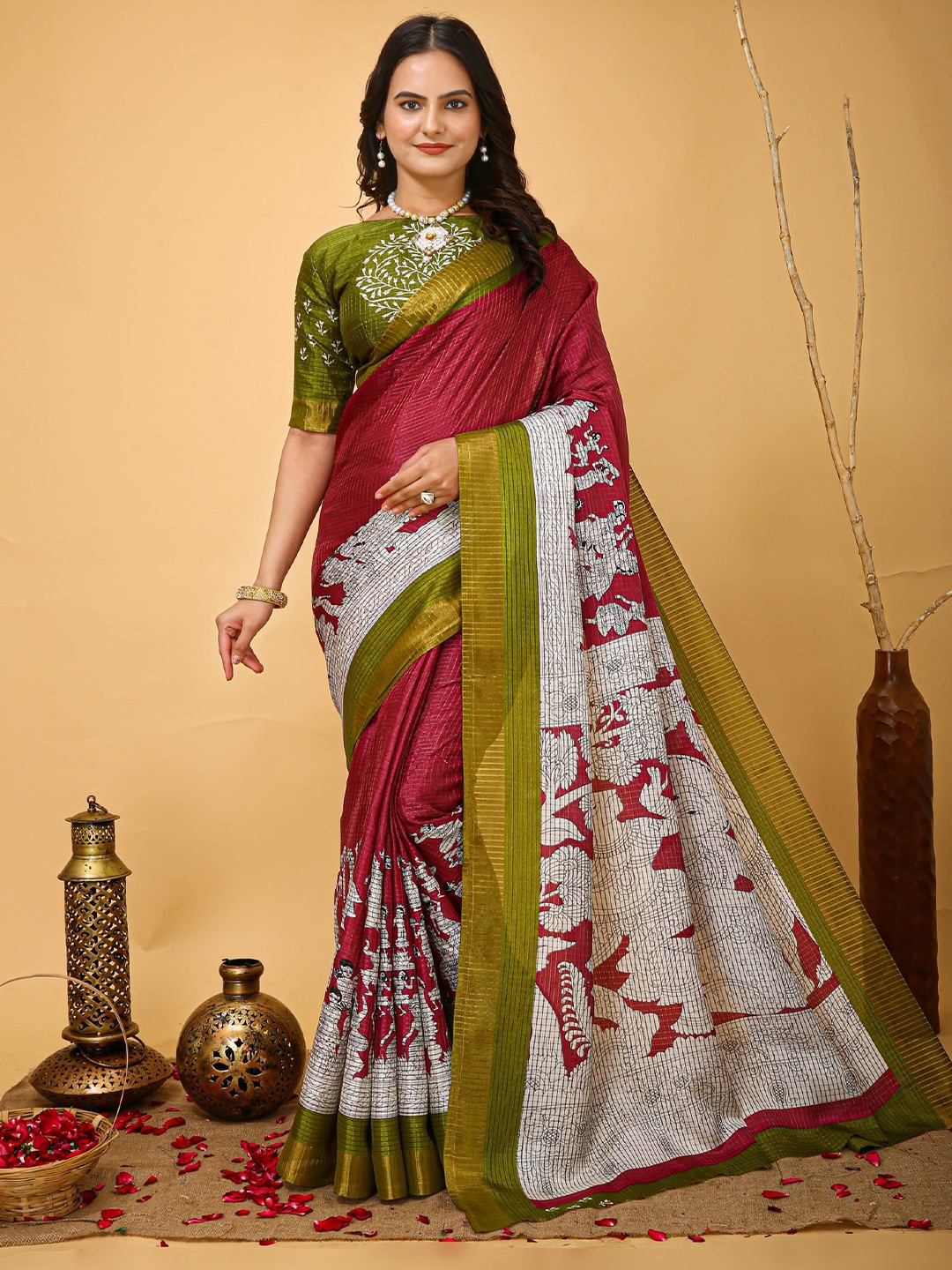 

Mitera Ethnic Motifs Zari Art Silk Saree, Maroon