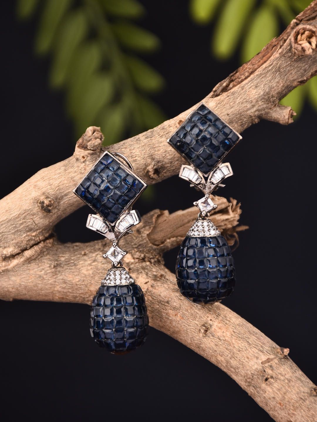 

Reenisaa Geometric Drop Earrings, Navy blue