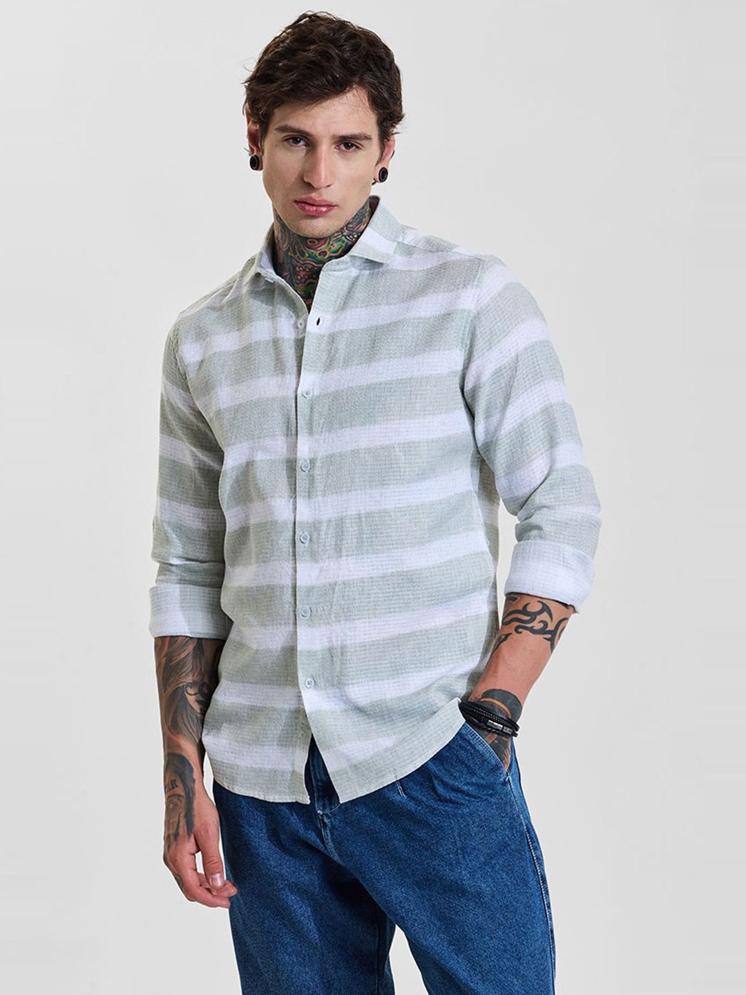 

Snitch Men Slim Fit Multi Stripes Opaque Striped Casual Shirt, Green