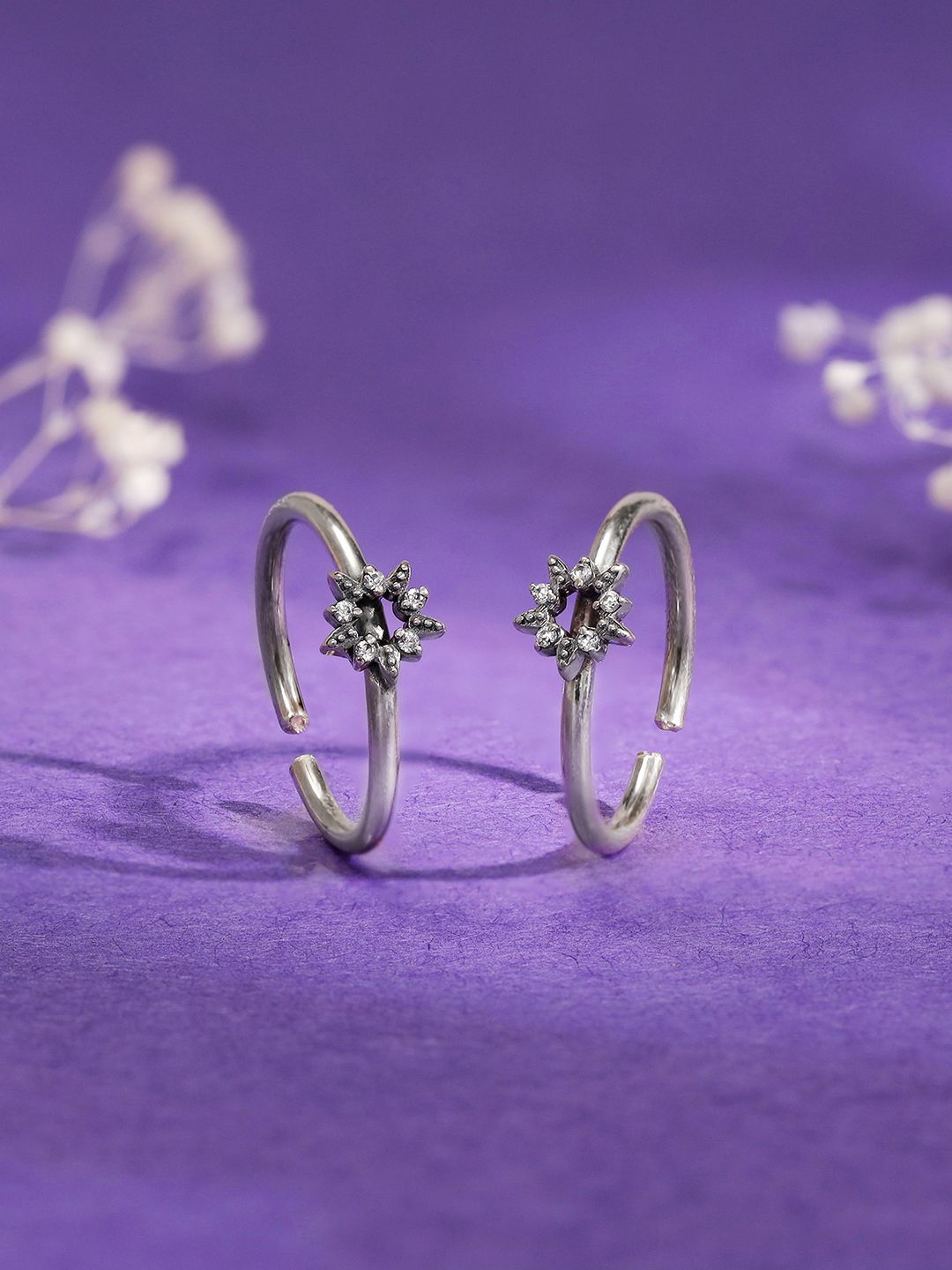

GIVA Silver-Plated Oxidised Toe Rings