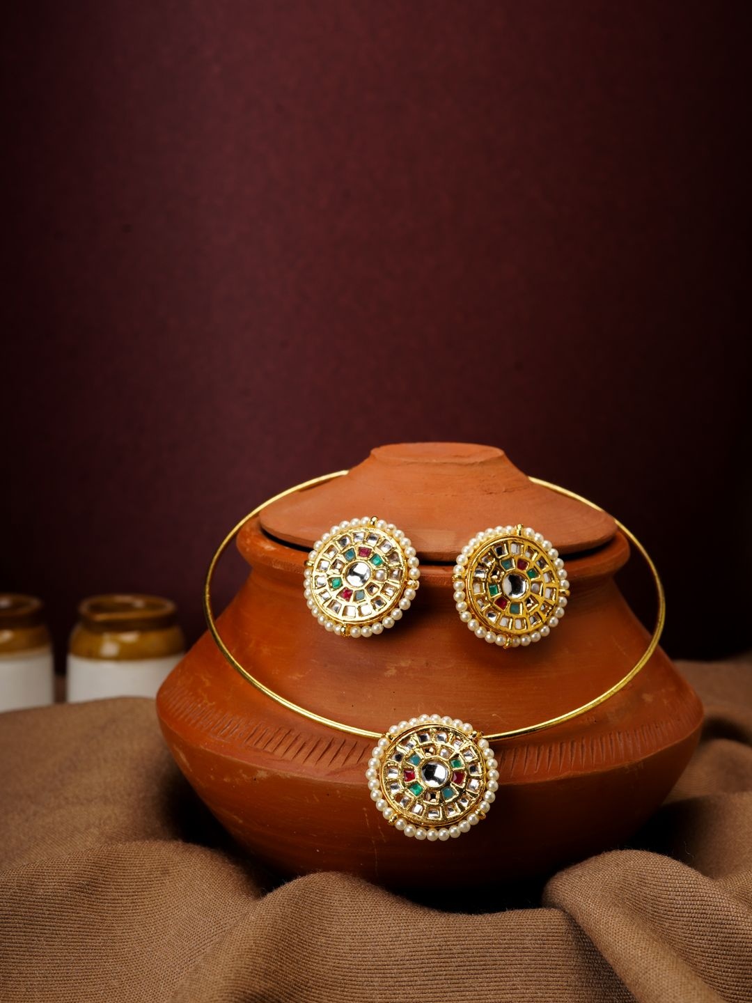 

AARSEE OFFICIAL Anti-Tarnish 22Kt Gold Plated Navrattan Hasli