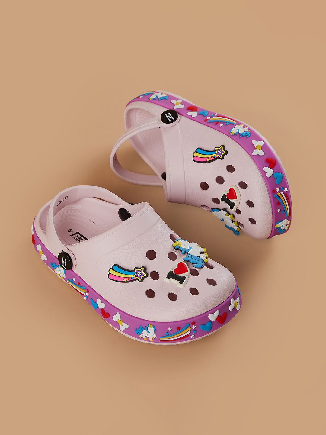 

Fame Forever by Lifestyle Girls Clogs, Pink
