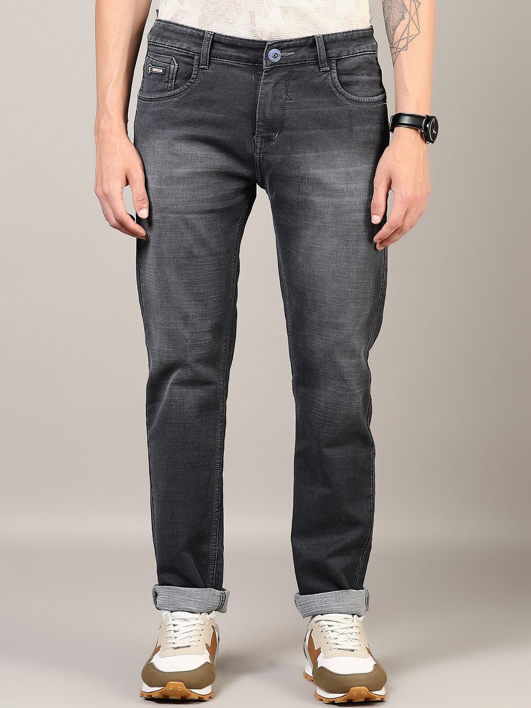 

V-Mart Men Slim Fit Light Fade Jeans, Grey