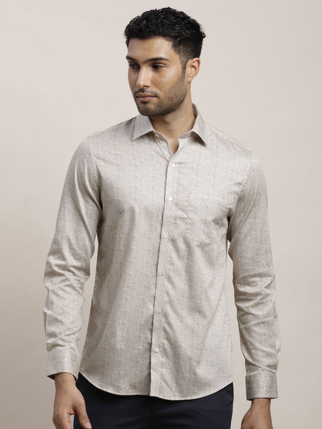 

Turtle Men Standard Opaque Printed Formal Shirt, Brown