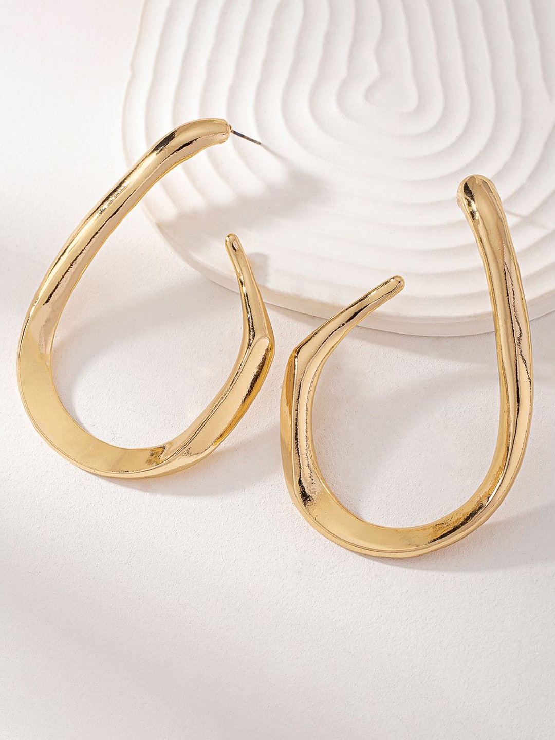 

DressBerry Teardrop Shaped Half Hoop Earrings, Gold