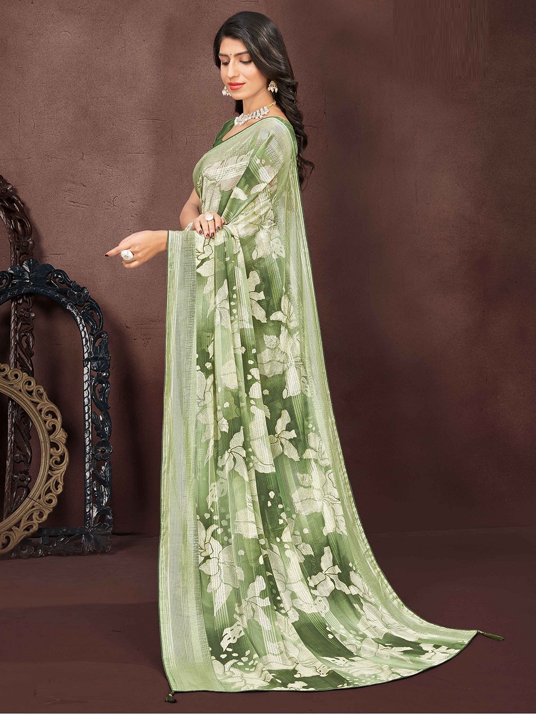

MAHALASA Floral Pure Georgette Saree, Green