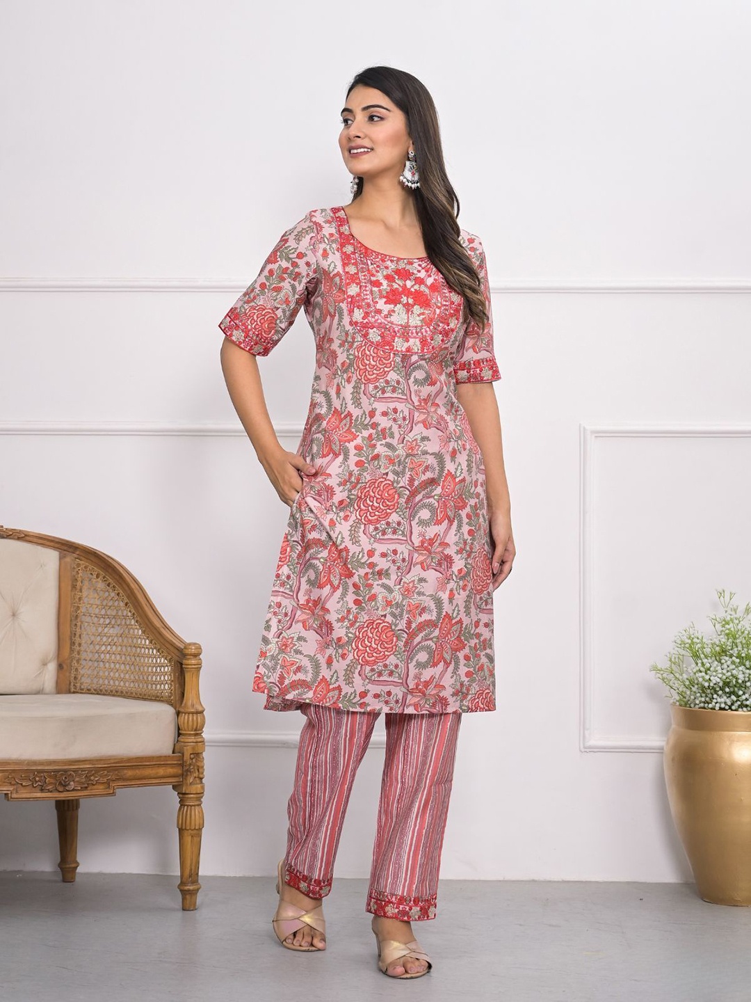 

ODETTE Women Ethnic Motifs Embroidered Regular Thread Work Kurta with Trousers, Pink