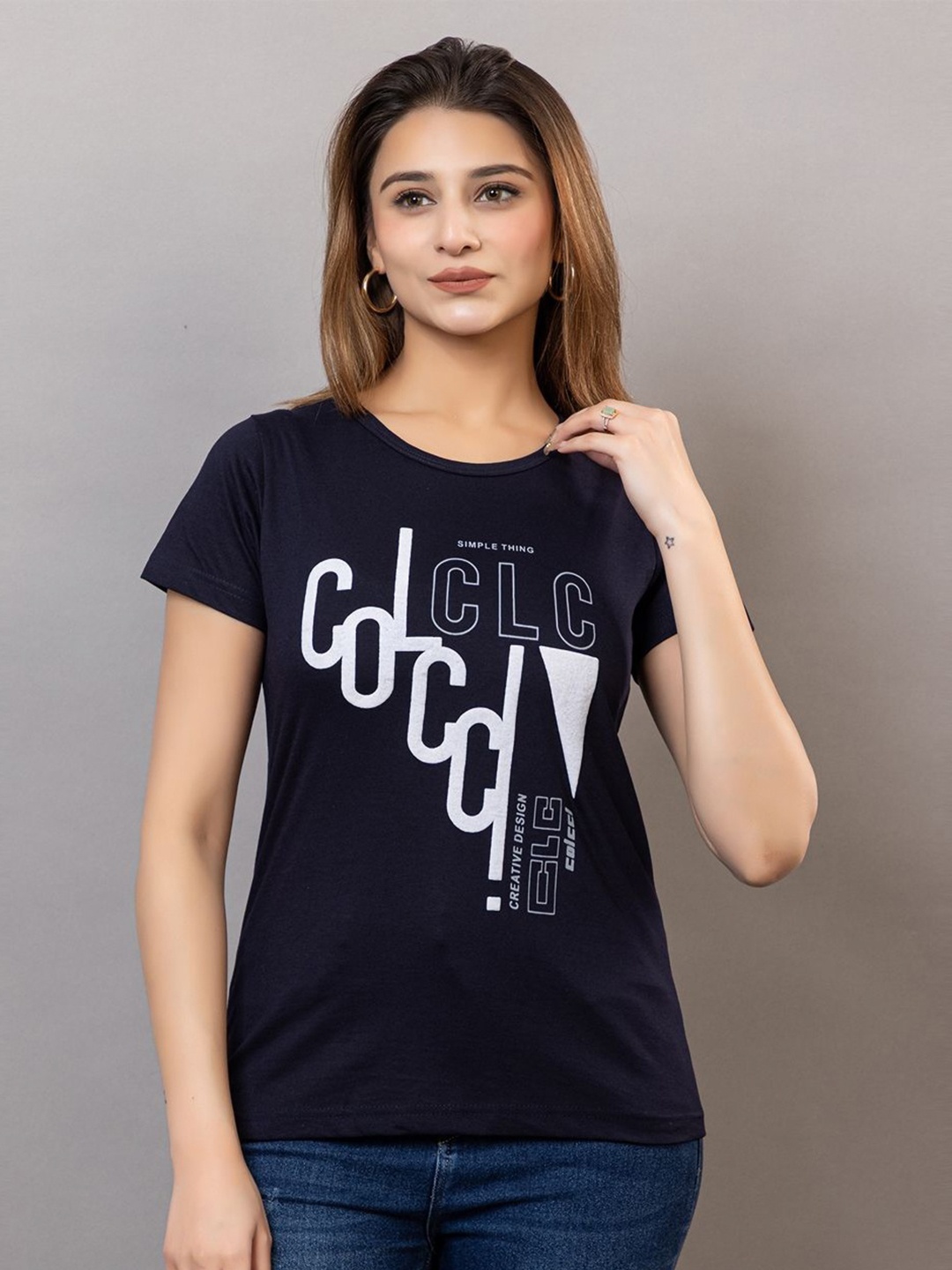 

PROBASIC Women Pockets T-shirt, Black