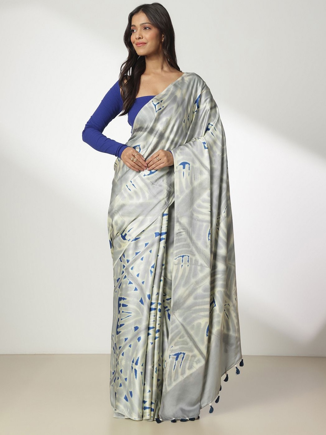 

navyasa by liva Liva Saree, Blue