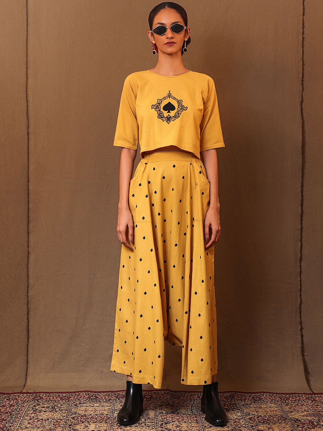 

MATI Women Printed Comfort High-Rise Pleated Trousers, Yellow