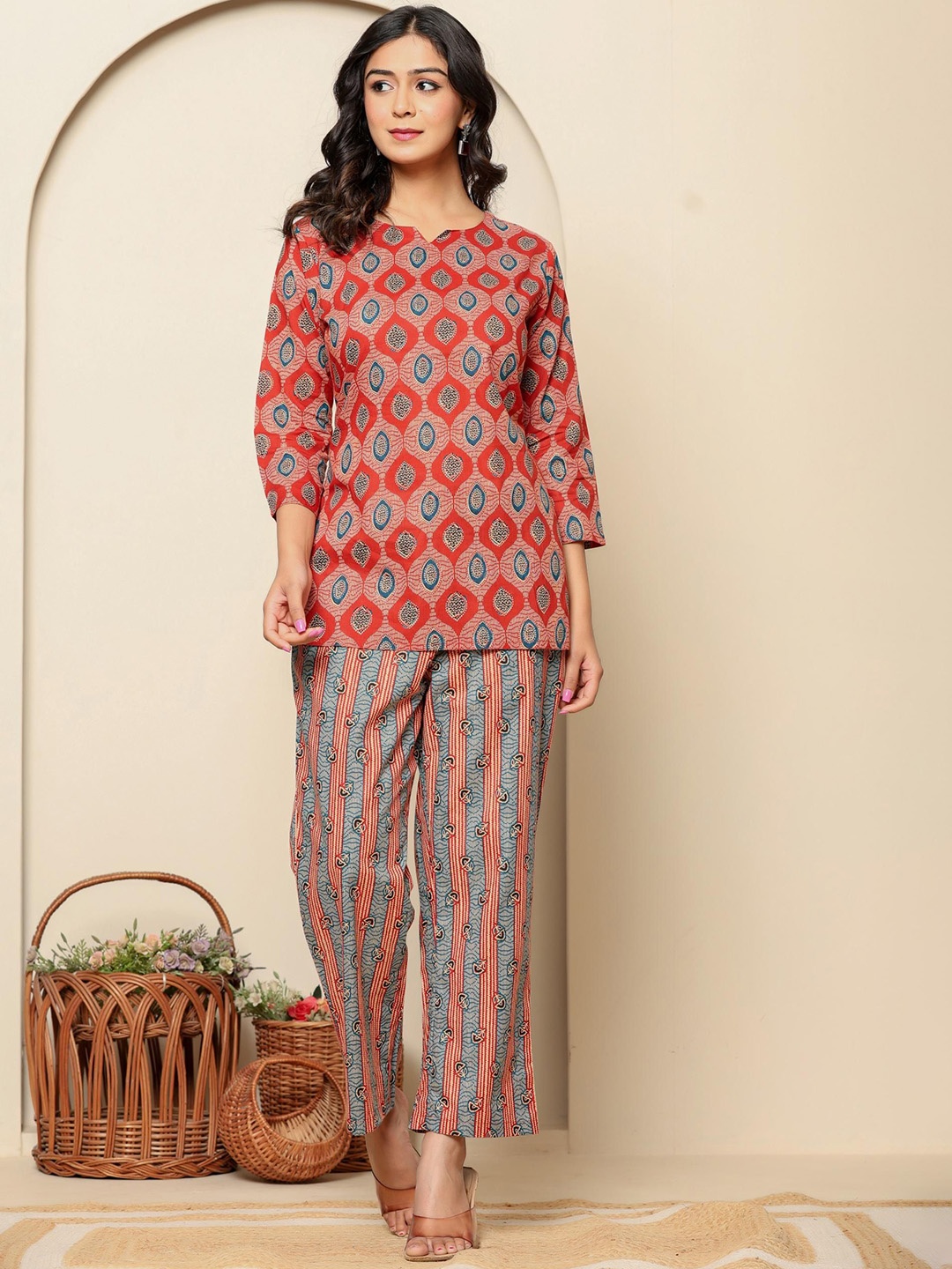 

Ragavi Printed Pure Cotton Tunic With Trouser Co-Ords, Red