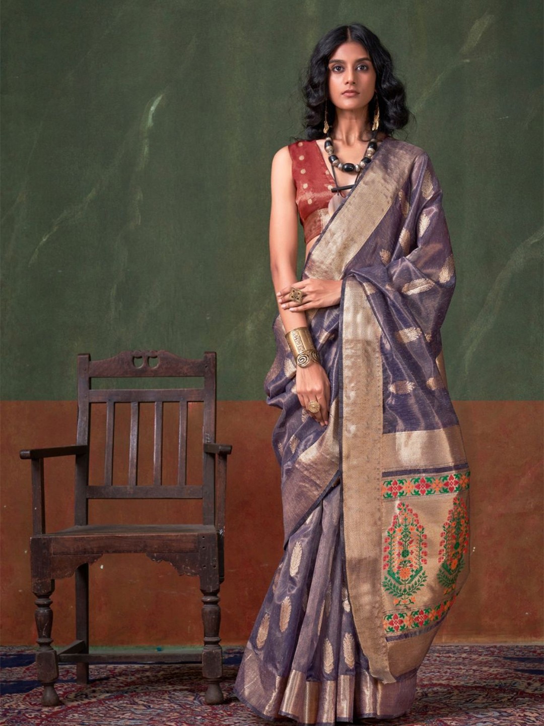 

BLENDIFY Woven Design Zari Silk Blend Banarasi Saree, Purple