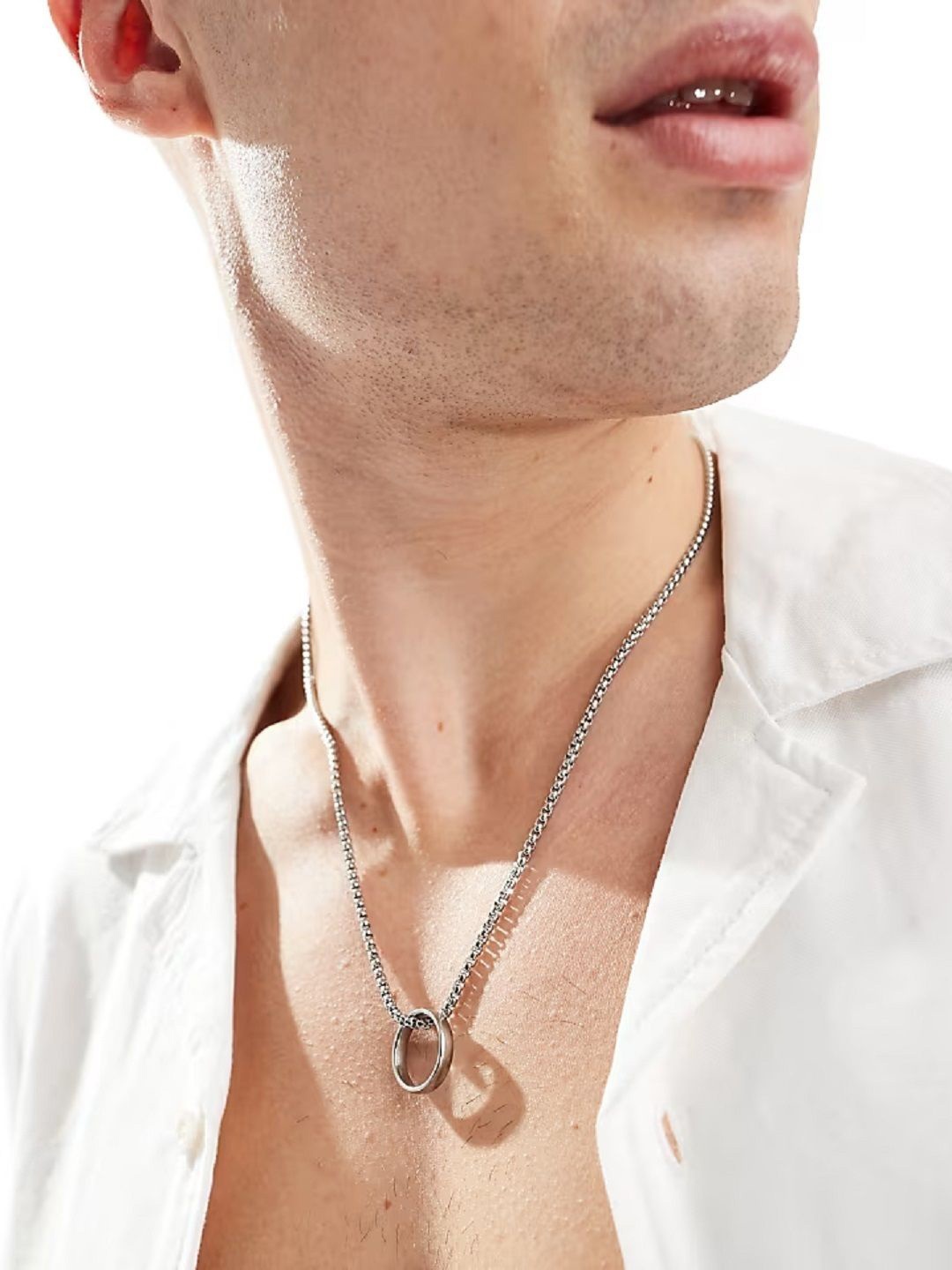 

Roadster Silver-Plated Circular Pendants with Chains