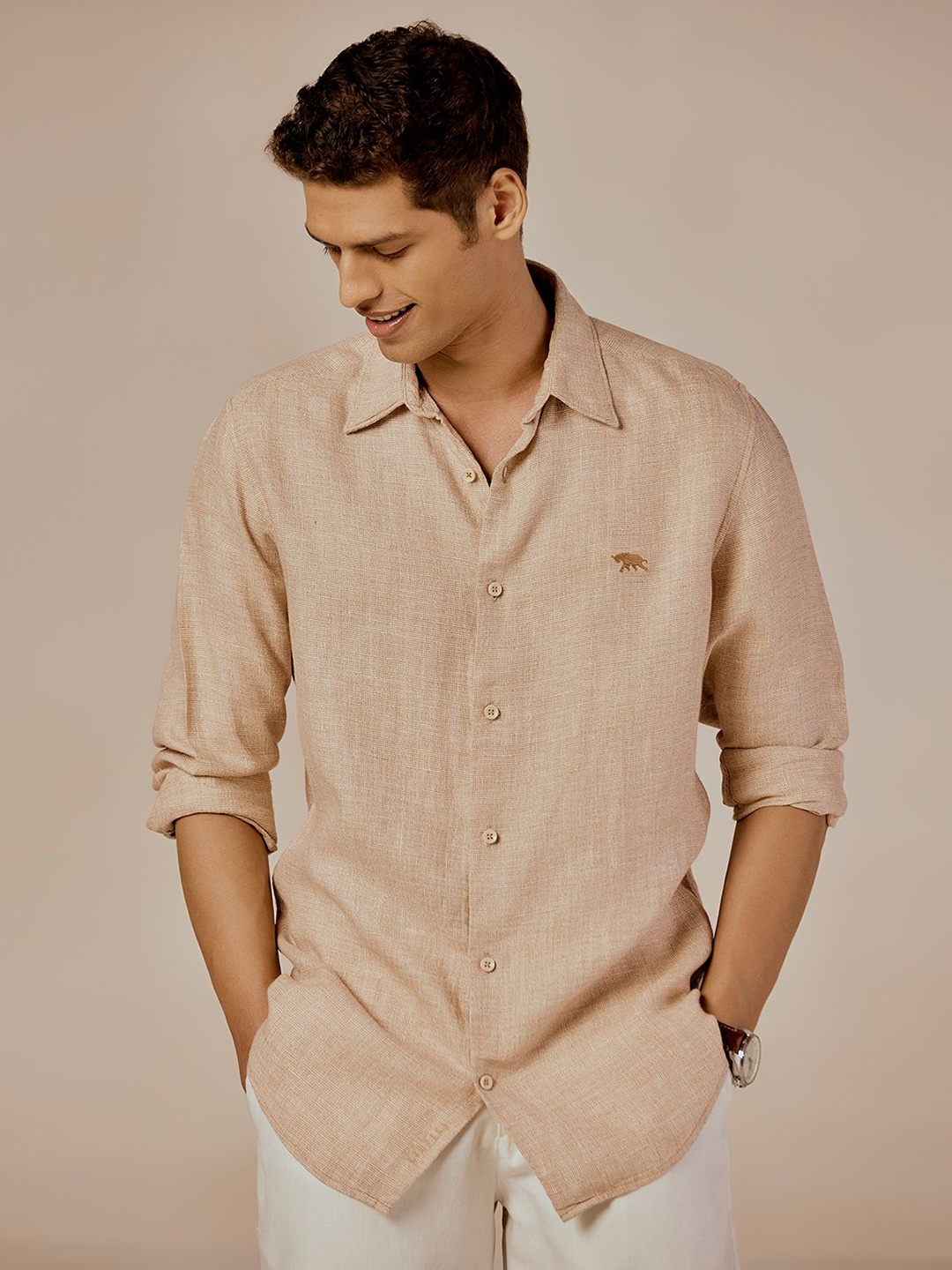 

Andamen Men Casual Linen Texture Regular Fit Shirt, Khaki