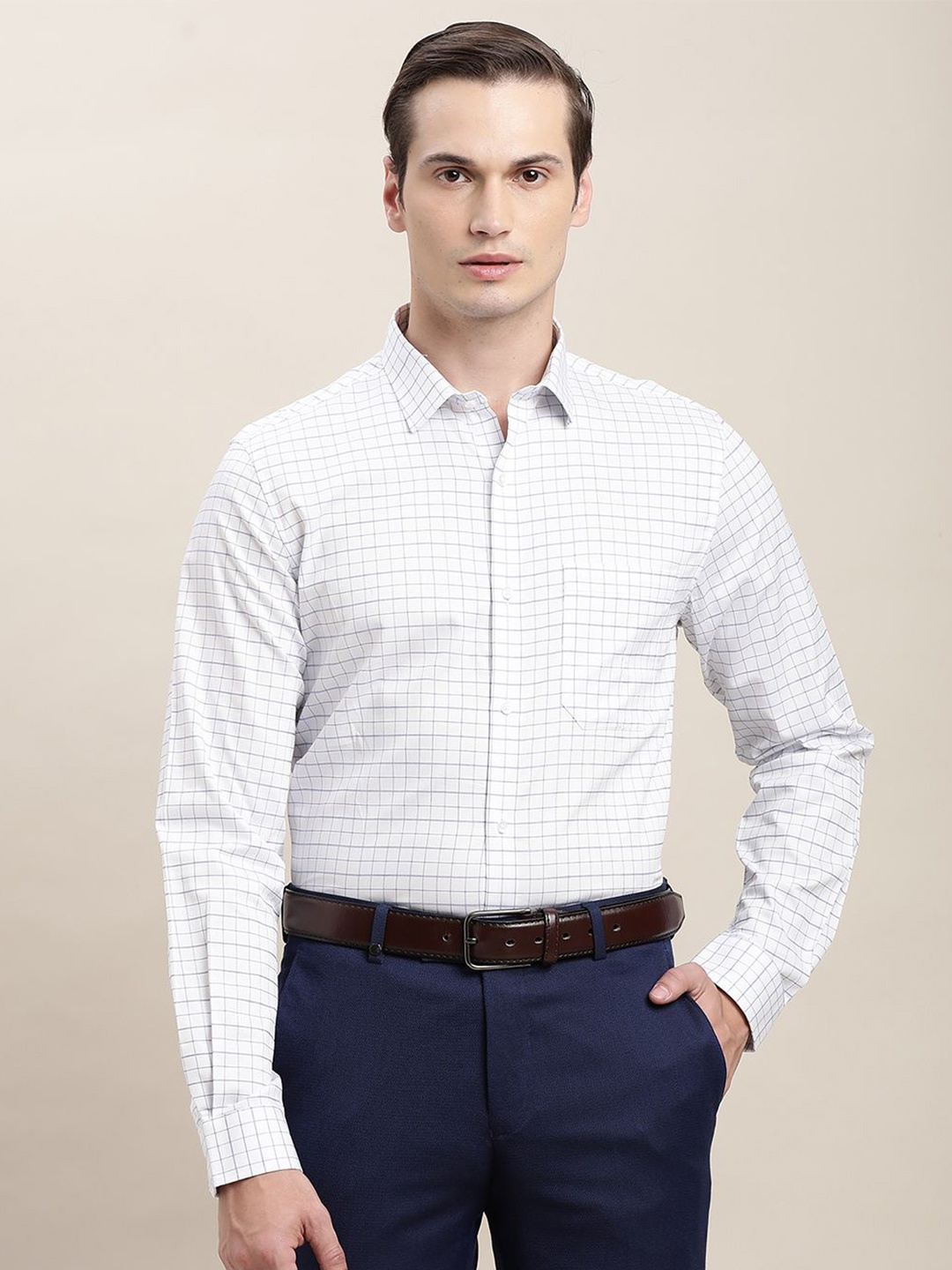 

Turtle Men Standard Grid Tattersall Checks Opaque Checked Formal Shirt, White