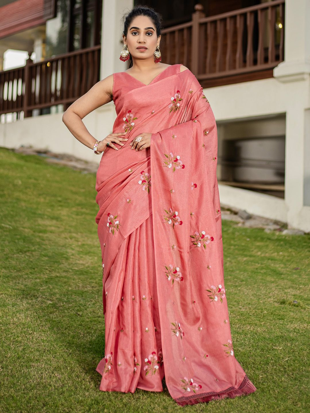 

KALINI Floral Embroidered Pure Cotton Saree, Pink