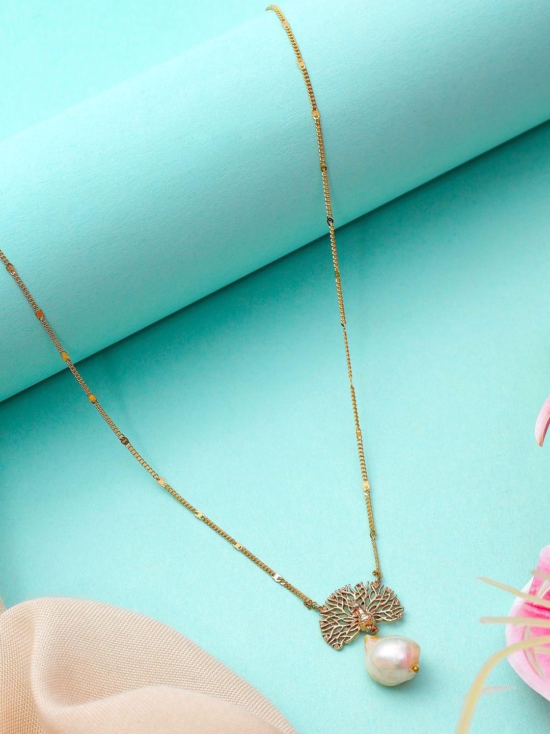 

AARSEE OFFICIAL Anti-Tarnish 22KT Gold-Plated Peacock Gleam Necklace