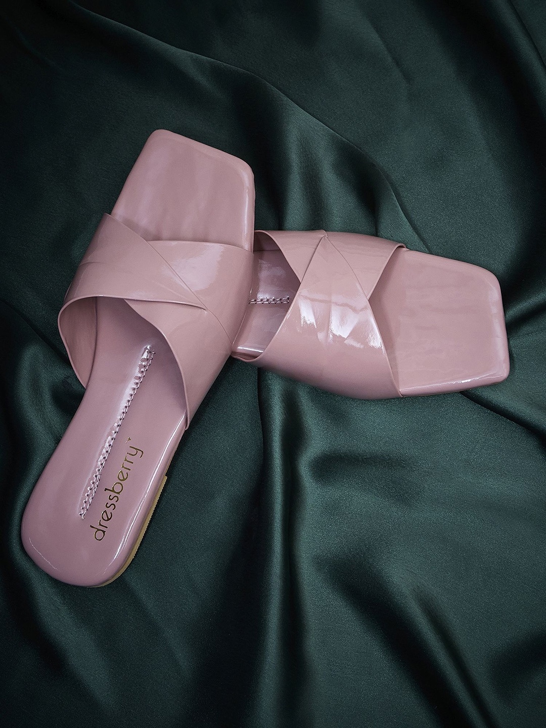 

DressBerry Women Open Toe Flats, Peach