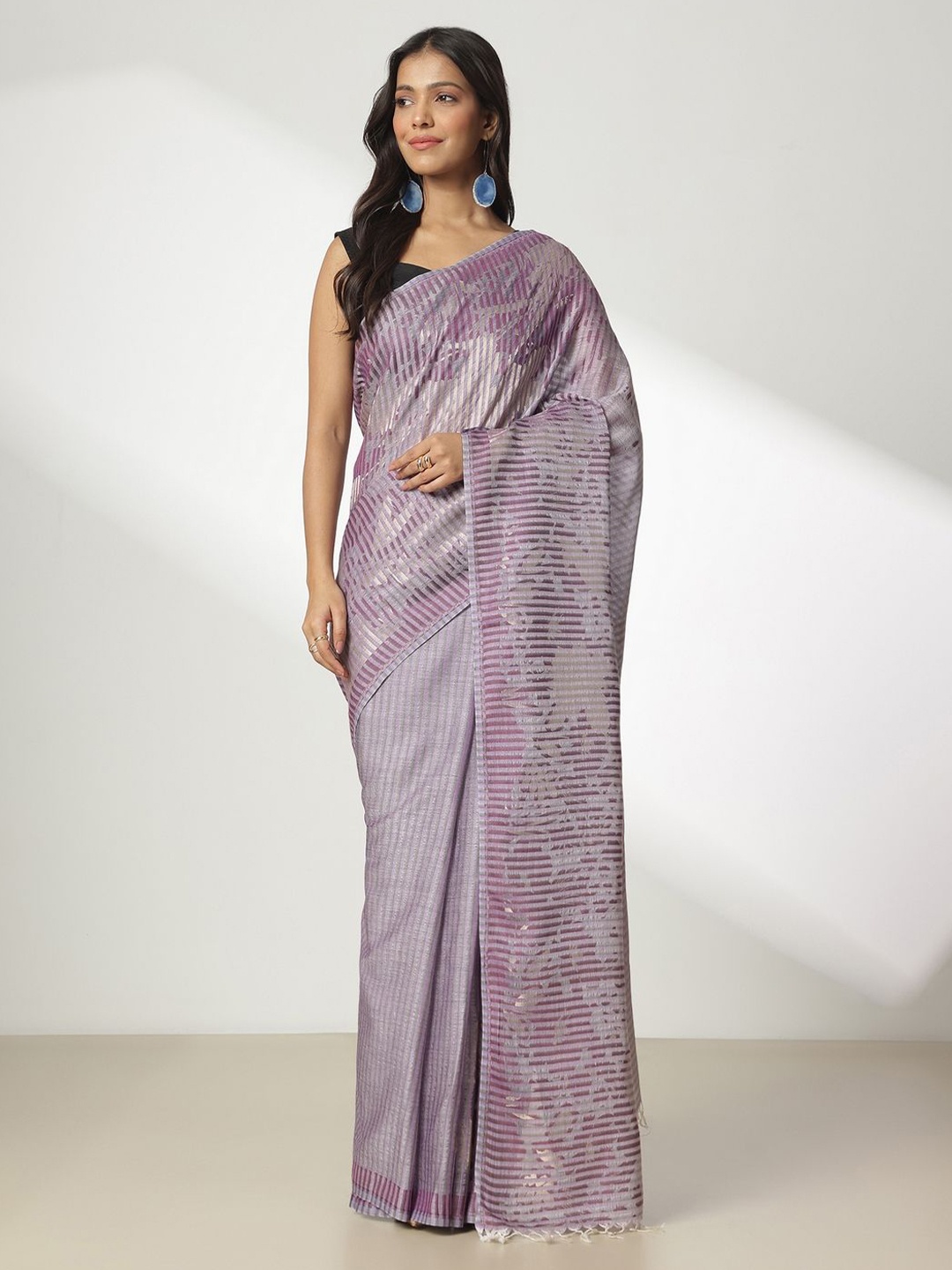 

navyasa by liva Floral Liva Saree, Purple