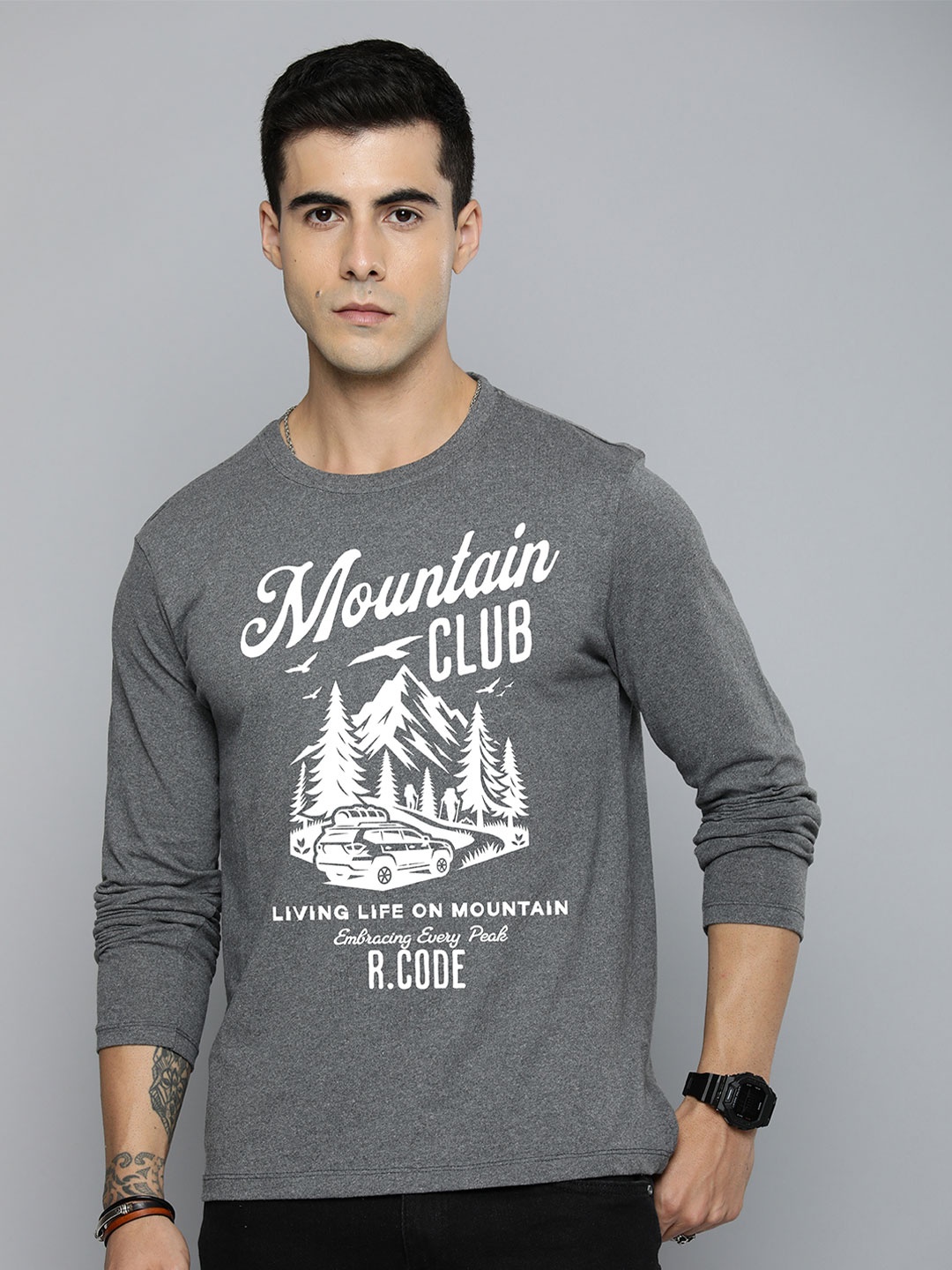 

R.Code by The Roadster Life Co. Men Typography Printed Extended Sleeves Raw Edge T-shirt, Grey