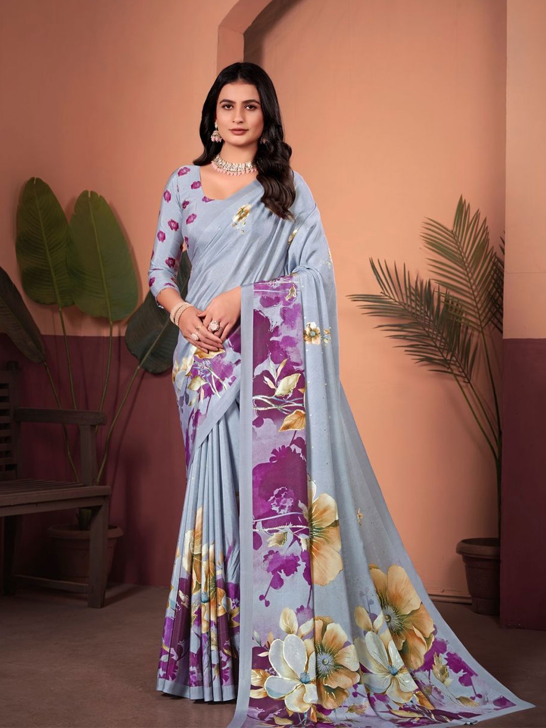 

Suha Floral Poly Crepe Saree, Grey